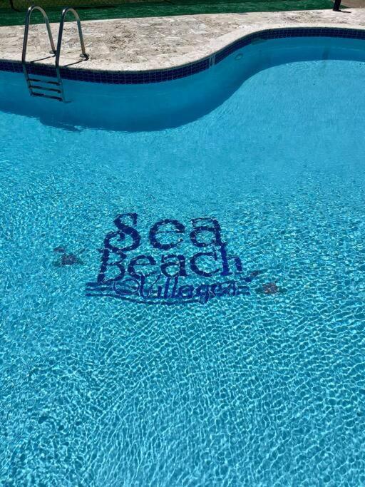 Lovely 2 Bedroom Condo With Pool And Beach Access リンコン エクステリア 写真