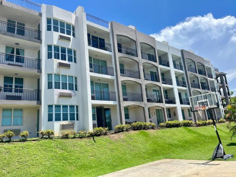 Lovely 2 Bedroom Condo With Pool And Beach Access リンコン エクステリア 写真